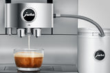 JURA Z10 Édition Latte Lover - Aluminium White (EA) avec 296 € de cadeaux latte lover et 2+1 an extra de garantie
